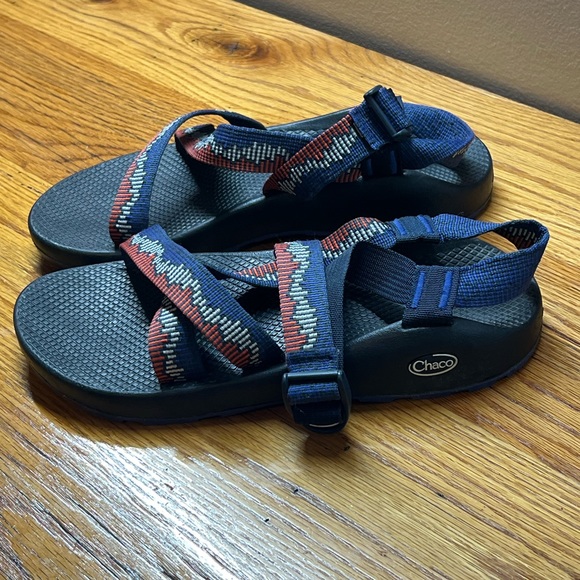 Chaco men’s 10 - Picture 2 of 4